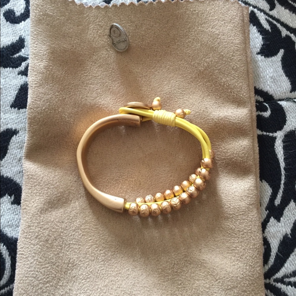 Bracelet
